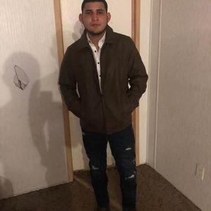 Meet your Posher, Jose luis